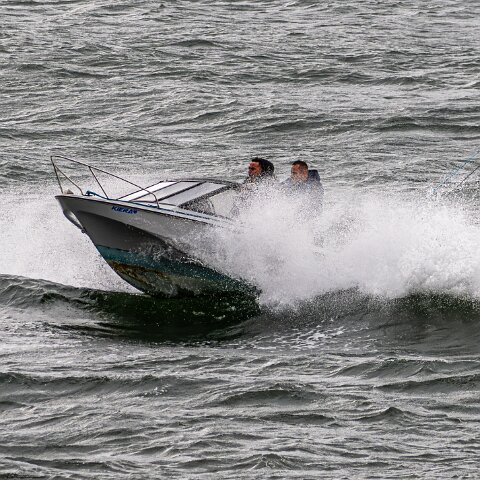 River-Forth-Speed Boat-29