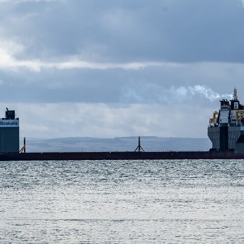 White-Marlin-and-Valaris-Gorilla-VII-2021-10-04-3