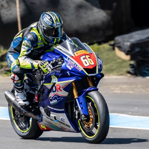 Knockhill-2019-Superstock600-3