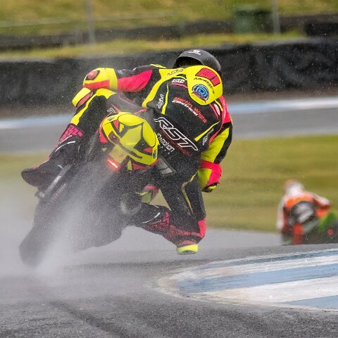 Knockhill-2024-Quattro-Group-British-Supersport-16