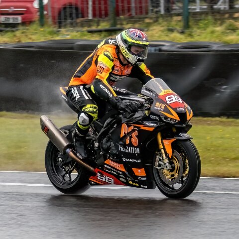 Knockhill-2024-Pirelli-National-Superstock-4