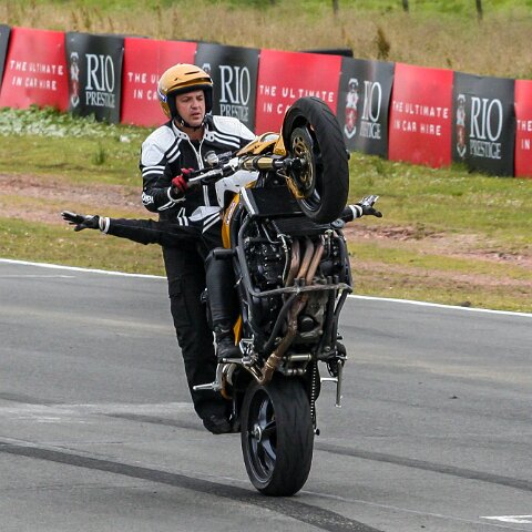 Knockhill-Motor-Bike-Display-2005-07-24-12
